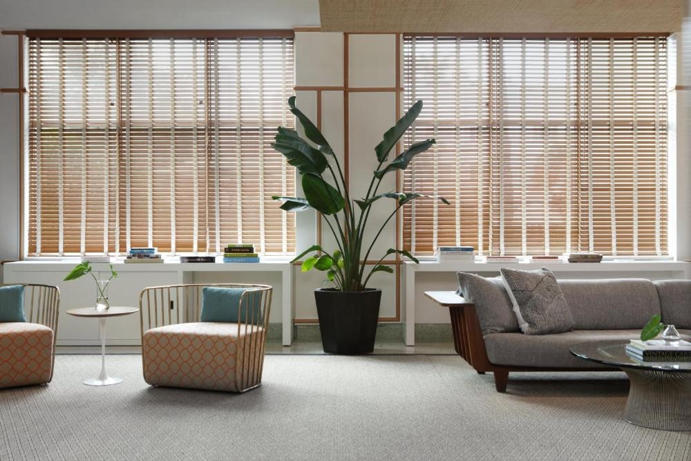 Kimpton Surfcomber Hotel